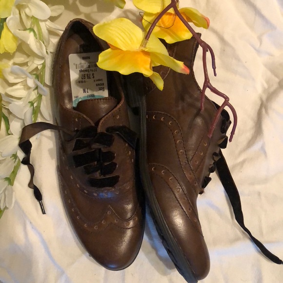 Born Shoes - Born Oxford Shoes